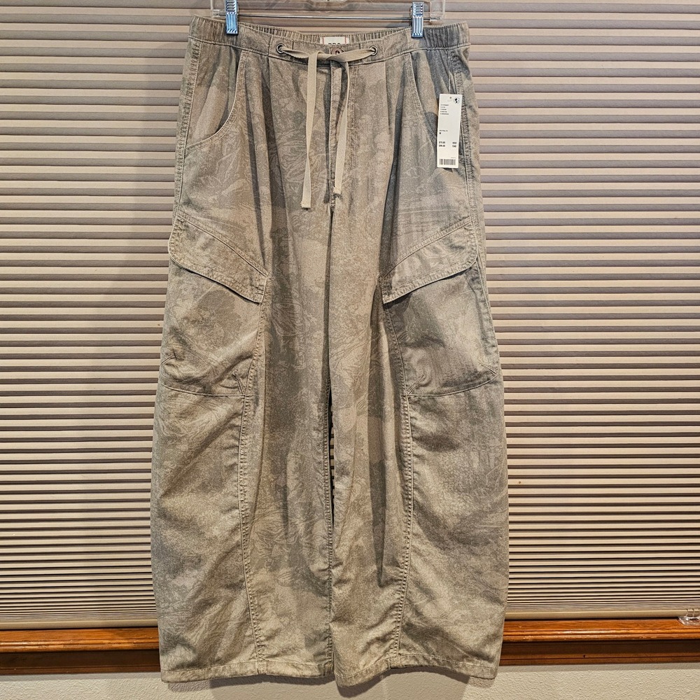 BDG Urban Outfitters Paisley Baggy Cargo Pants Neutral Draw String Mens M NWT